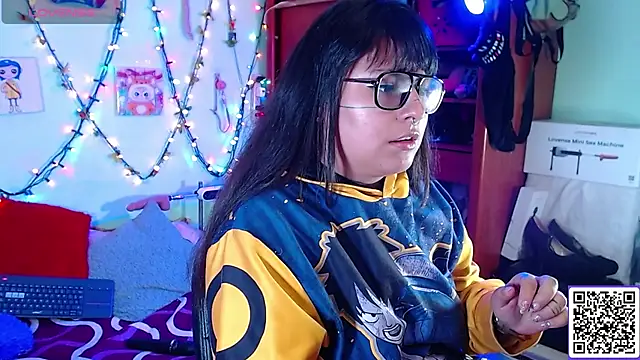 _lilith_heavyn Webbikameraesitys