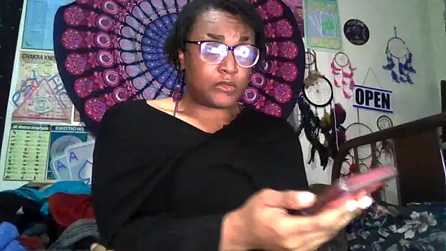 GardeniaFields élő XXX-chatje