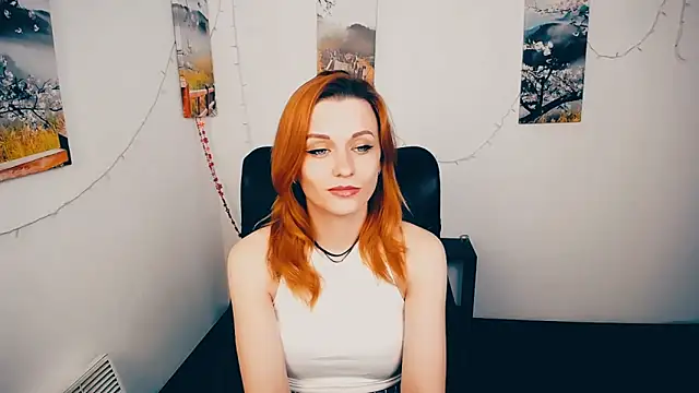 PeppyMiaのライブXXXチャット