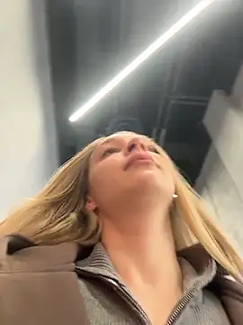 SashaCatt Adlı Modelin Web Kamerası Şovu