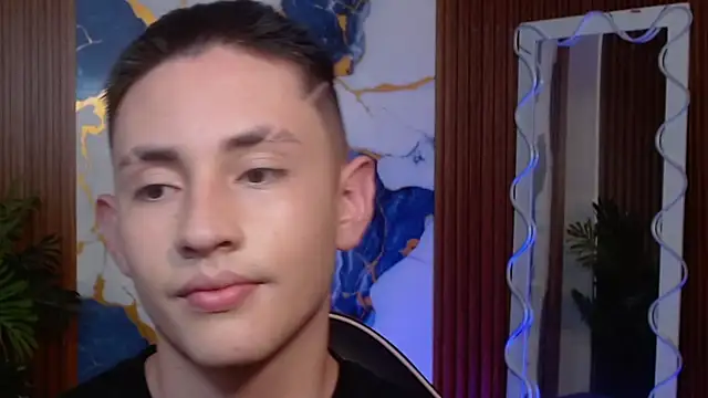 Andres_Tay's Webcam Show