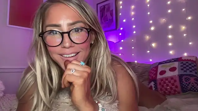 Chat XXX en directo de Fitnessbabe69