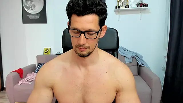 Вебкам-шоу BrutusK08