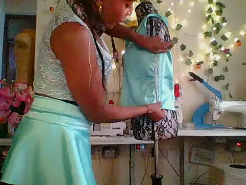 Chat +18 de Anaconda2350 ao vivo