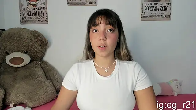 XXX chat uživo modela emma_grays2