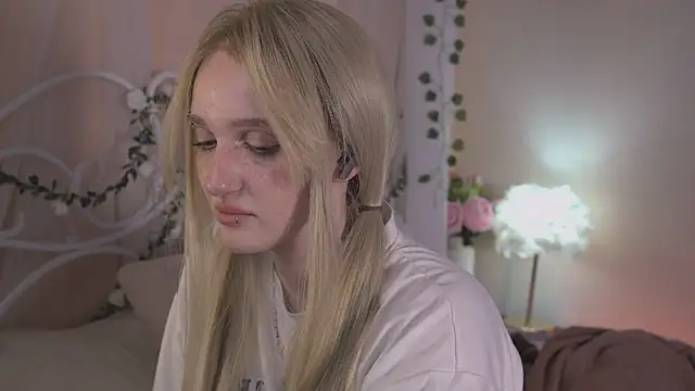 Živý XXX chat ELLIEJAY