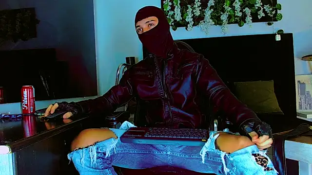 HannibalLester Live XXX-chat