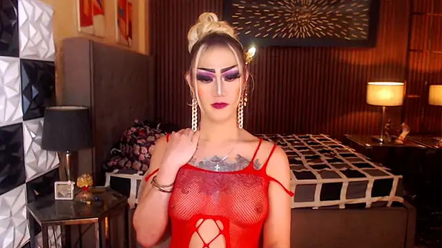 HorseCockDivine – Naživo XXX chat