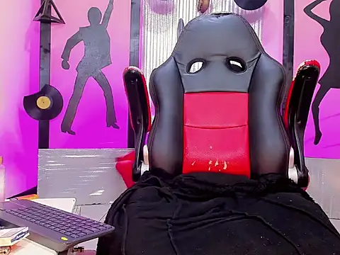 daisy_jonexxx22 Adlı Modelin Web Kamerası Şovu