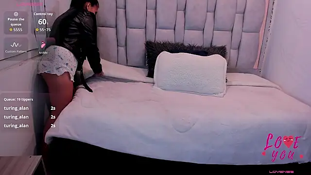 Živý XXX chat Keyla_Brunette_