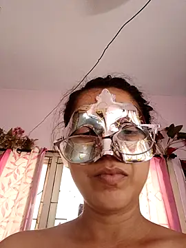 thanusi_2 ওয়েবক্যাম শো