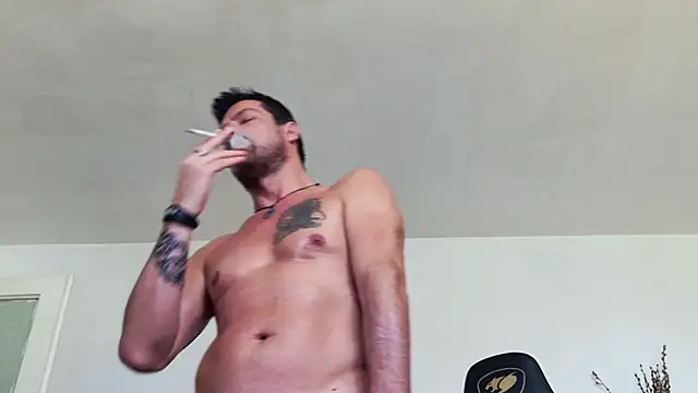 ChrisKox 即時 XXX 聊天