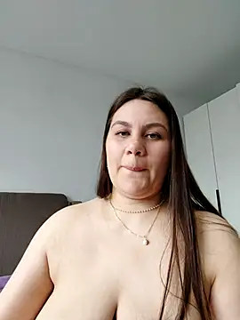 Kat__boobs Chat XXX in diretta