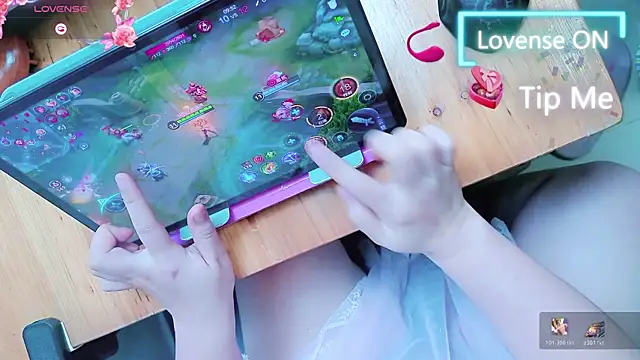 AngelwithEcup 现场XXX聊天