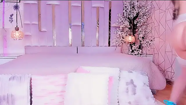 Naomistart's Live XXX Chat