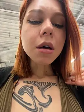 RosieSecret Chat XXX in diretta