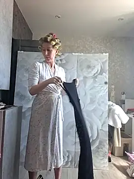 stellahere8's Live XXX Chat