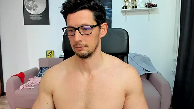 BrutusK08 Show Webcam