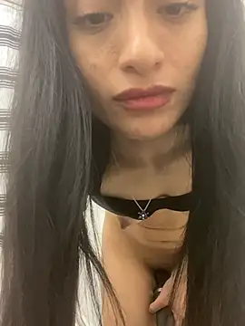 Leslycherry's Webcam Show