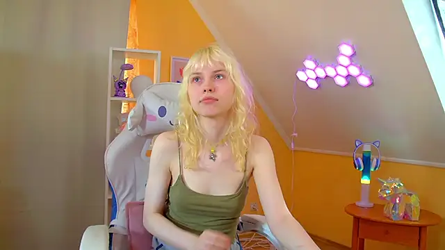 HannahHollis' Live XXX Chat