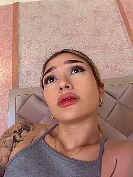 Arianavillada's Live XXX Chat