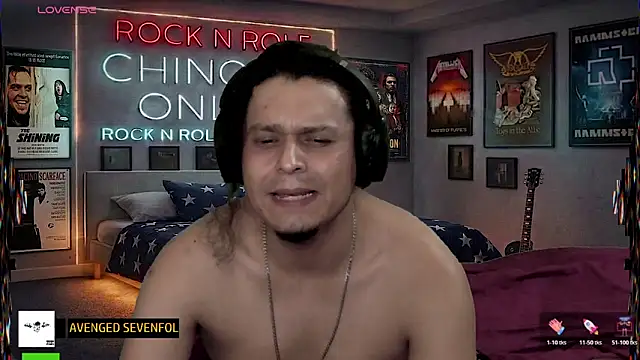 Вебкам-шоу chino_roz