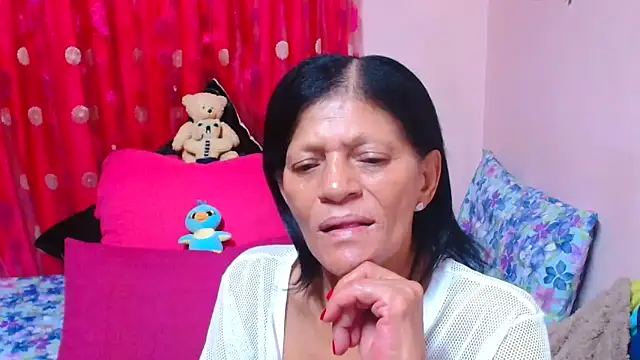 XXX chat uživo modela SLUTTYROXY