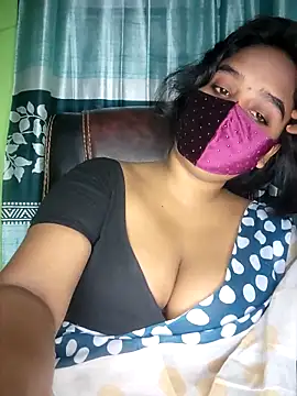 Aruna-1 élő XXX-chatje