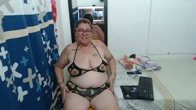 Olgahunder 라이브 XXX 채팅