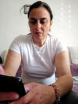 IsabelleCraft: απευθείας συνομιλία ΧΧΧ