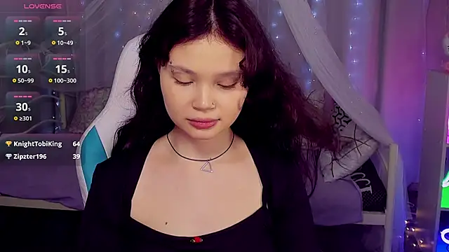 EmilyChaves Chat XXX live