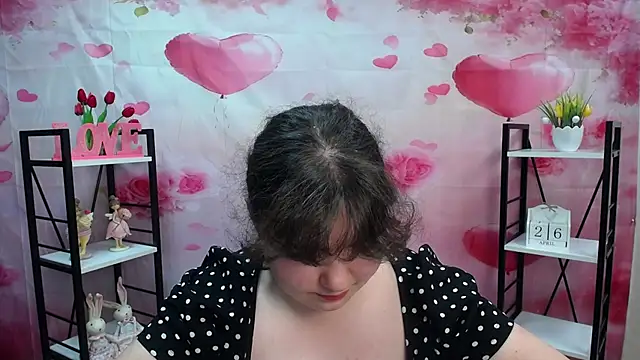 NeonilaLisova 即時 XXX 聊天