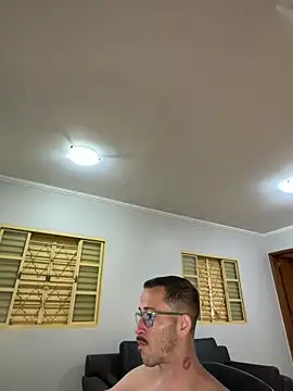 Chat +18 de Lucasjandre ao vivo