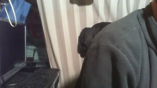 nonnomaturobisexのウェブカメラショー