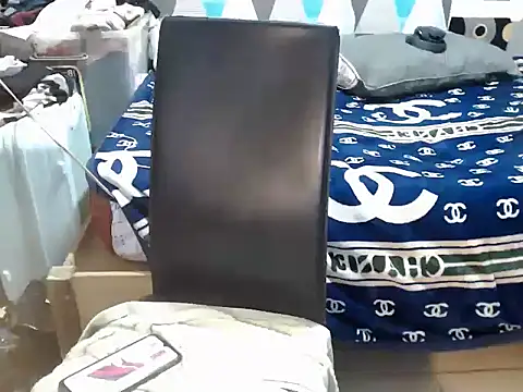 Savannah_Cock Adlı Modelin Canlı XXX Sohbeti