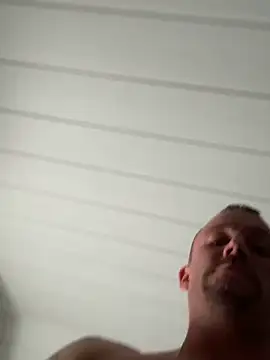 StrongMen91's Live XXX Chat