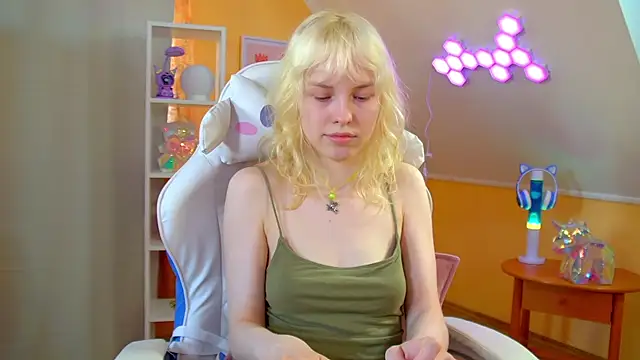 دردشة HannahHollis الجنسية المباشرة