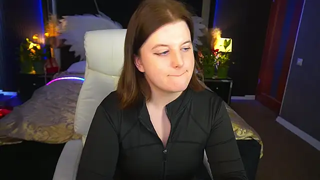 KristiFoxy Chat XXX in diretta