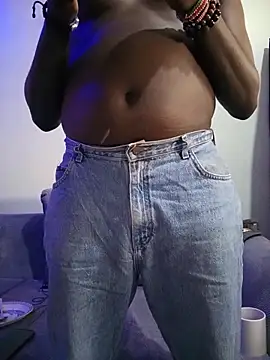 Africanversatile লাইভ XXX চ্যাট