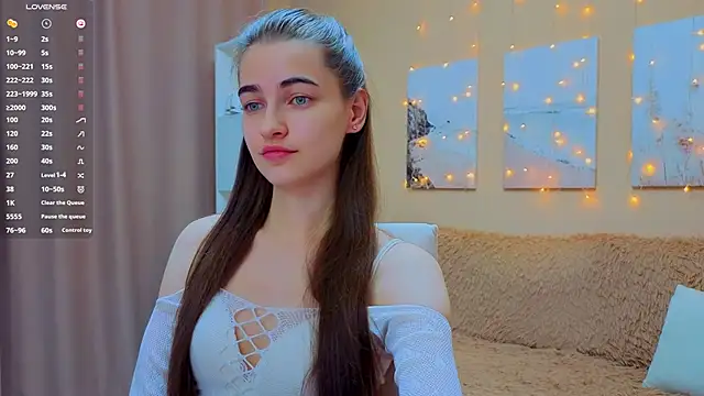 Chat XXX en directo de AstoriyaNight