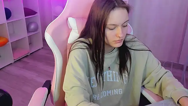 Golden__Whisper Live XXX-Chat