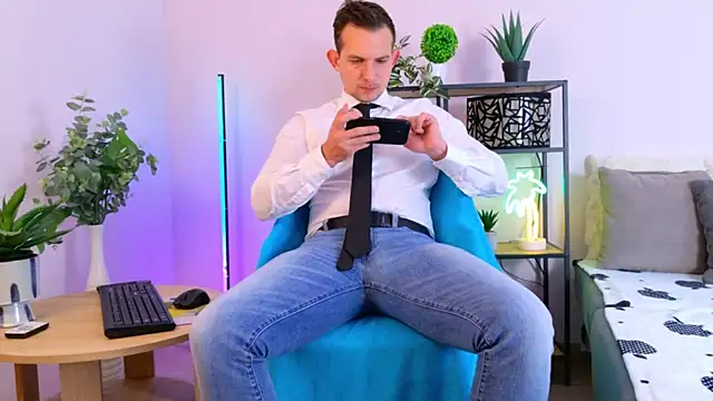 Jimmy_Doss 라이브 XXX 채팅