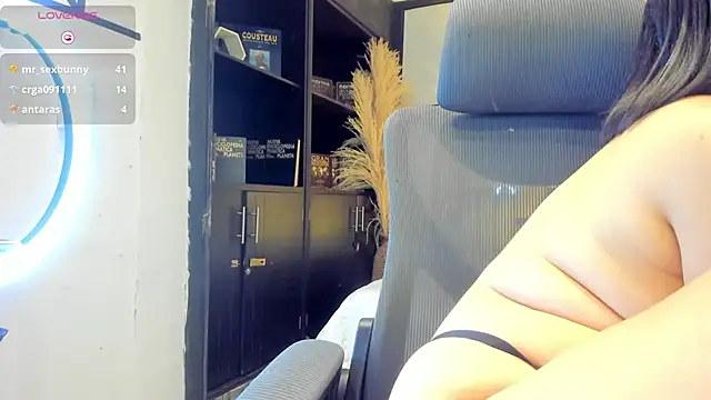 SamaraAnders_のライブXXXチ  ャット