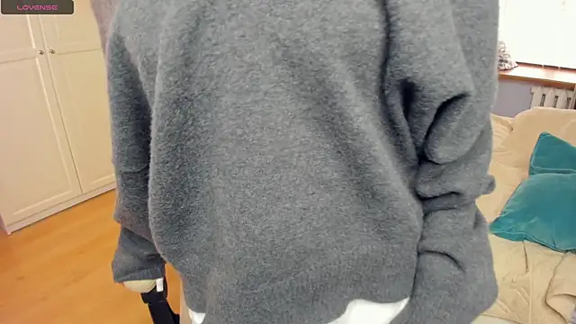 LavenderMitten Adlı Modelin Canlı XXX Sohbeti