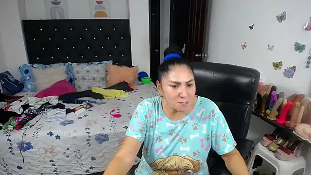 mature_bigboobs10: вебкам-шоу