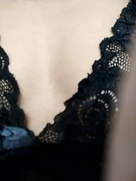 Kiritika_1: онлайн-секс-чат