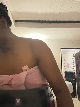 CiaraEbony: онлайн-секс-чат