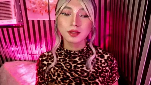 HoresCOCKLUCYn Webbikameraesitys