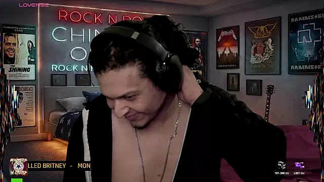 chino_roz webkamerás műsora