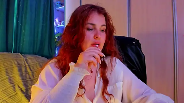 CoraSwon Chat XXX in diretta